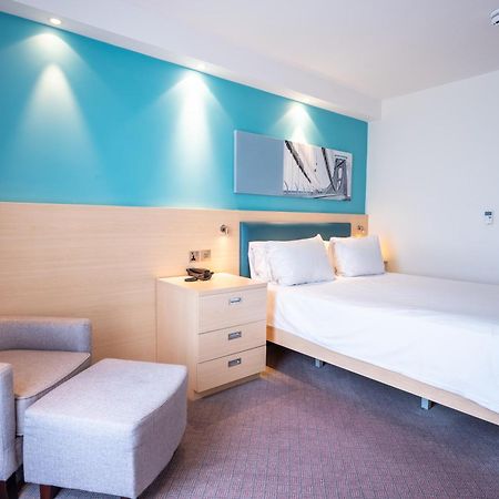 Hampton By Hilton Bristol Airport Hotel Redhill  Luaran gambar