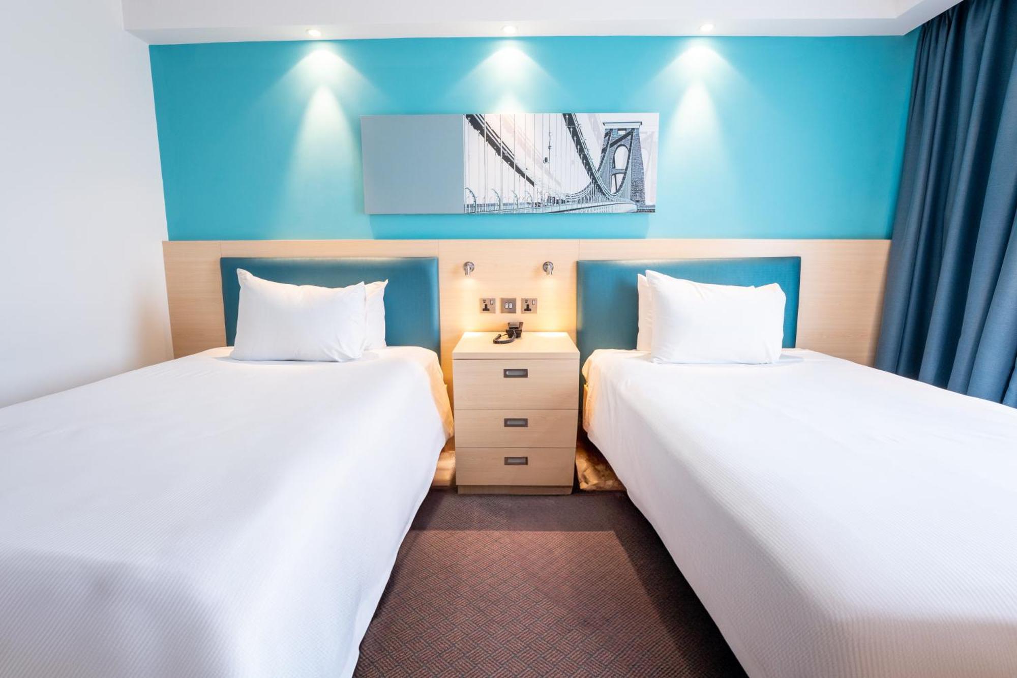 Hampton By Hilton Bristol Airport Hotel Redhill  Luaran gambar